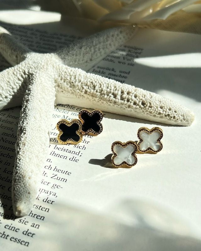 Boucle d'oreille ✨YVES✨
